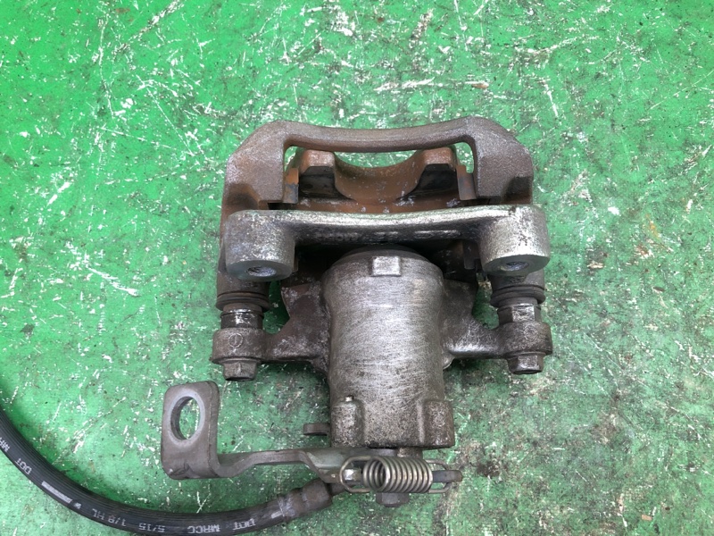 Суппорт тормозной задний правый KIA SOUL PS 13-19 2.0 G4NC