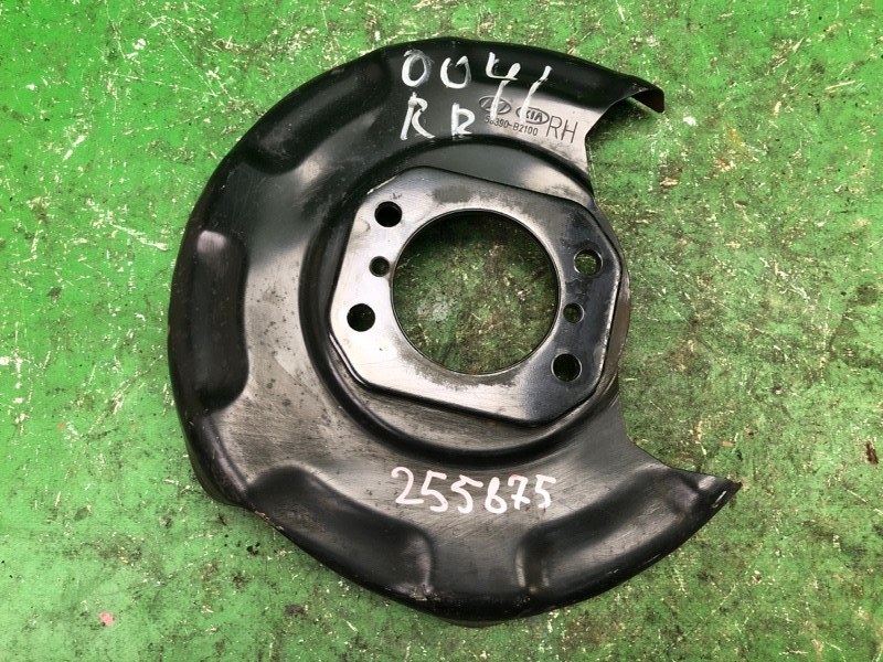 Защита тормозного диска задняя правая KIA SOUL PS 13-19 2016 2.0 G4NC 58390B2100 Б/У