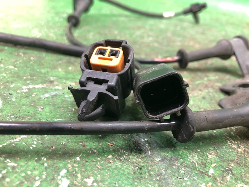 Датчик ABS передний левый KIA SOUL PS 13-19 2.0 G4NC Датчик ABS передний левый KIA SOUL PS 13-19 2.0 G4NC