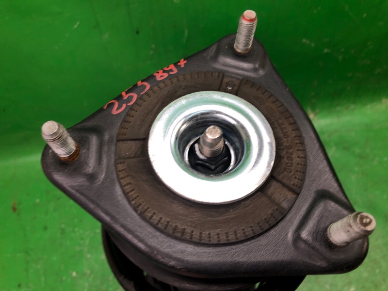 Амортизатор передний правый KIA SOUL PS 13-19 2.0 G4NC Амортизатор передний правый KIA SOUL PS 13-19 2.0 G4NC