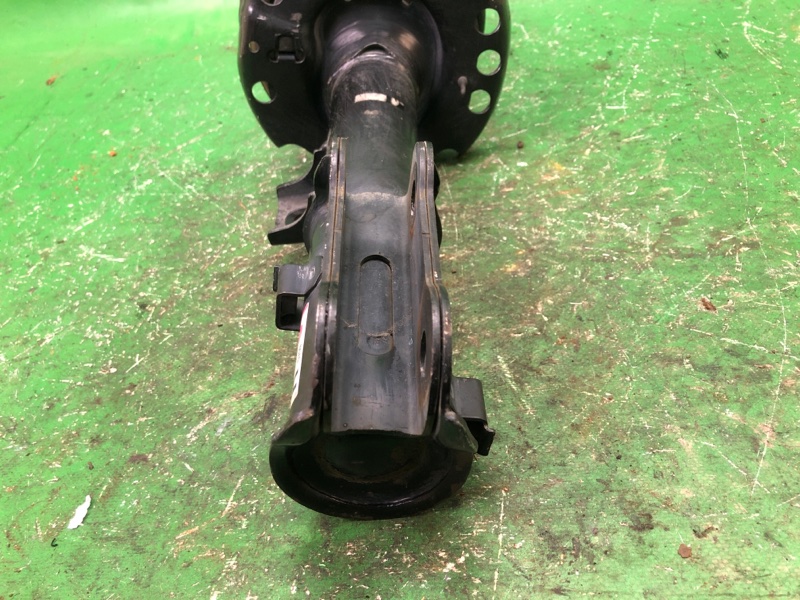 Амортизатор передний правый SOUL PS 13-19 2016 2.0 G4NC Амортизатор передний правый SOUL PS 13-19 2016 2.0 G4NC