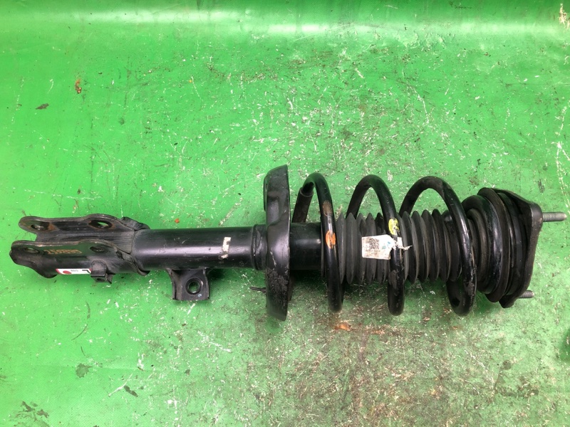 Запчасть амортизатор передний левый KIA SOUL PS 13-19 2016 2.0 G4NC 54650-B2030 Б/У Амортизатор передний левый KIA SOUL PS 13-19 2016 2.0 G4NC 54650-B2030 Б/У