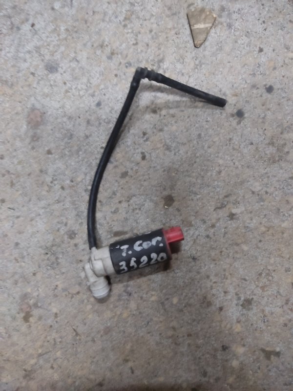 Насос омывателя стекла TOYOTA COROLLA E110 95-00 Б/У