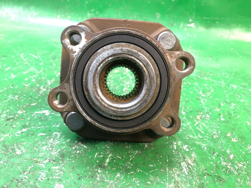 Ступица передняя SENTRA (B16) 06–12 2012 2.0 MR20DE