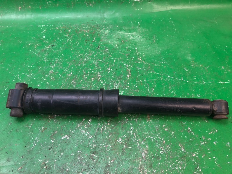 Амортизатор задний NISSAN SENTRA (B16) 06–12 2012 2.0 MR20DE E6200ZJ60A Б/У