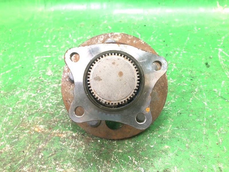 Ступица задняя правая LEXUS ES300 96-01 1998 MCV20 3.0 1MZFE 4245033020 Б/У