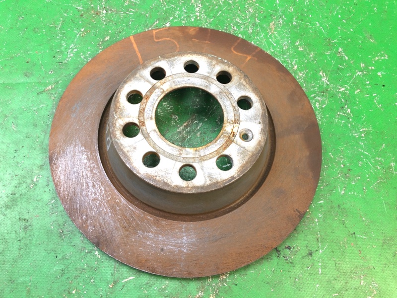 Тормозной диск задний VOLKSWAGEN PASSAT CC 12-18 2013 Седан 2.0 CBFA 5Q0615601G Б/У