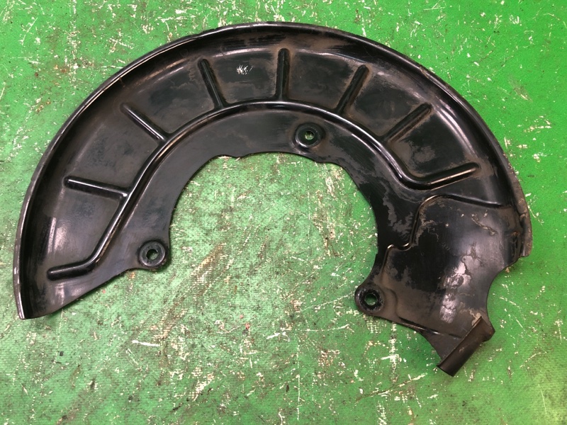 Защита тормозного диска передняя правая PASSAT CC 12-18 2013 Седан 2.0 CBFA