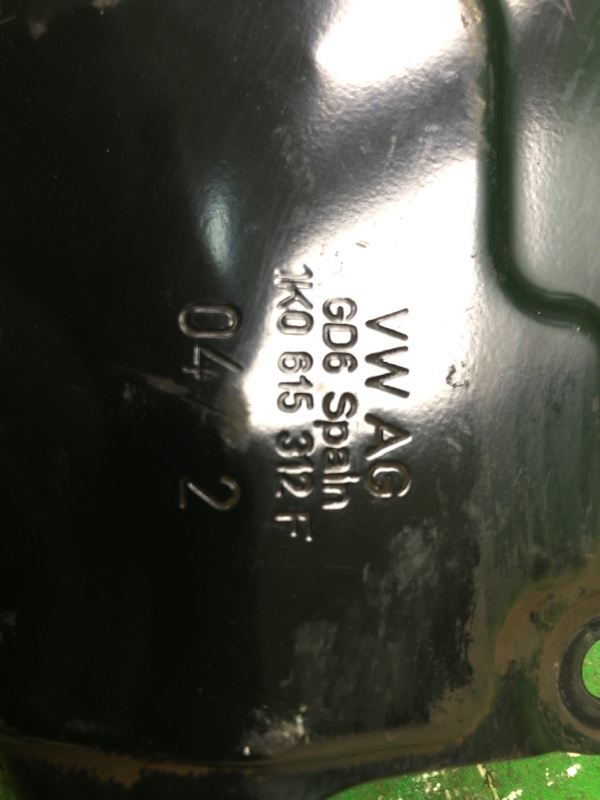 Защита тормозного диска передняя правая PASSAT CC 12-18 2013 Седан 2.0 CBFA