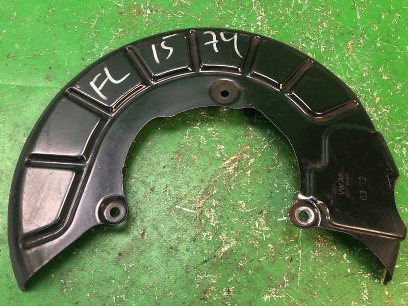 Запчасть защита тормозного диска передняя левая VOLKSWAGEN PASSAT CC 12-18 2013 Седан 2.0 CBFA 1K0615311F Б/У Защита тормозного диска передняя левая VOLKSWAGEN PASSAT CC 12-18 2013 Седан 2.0 CBFA 1K0615311F Б/У