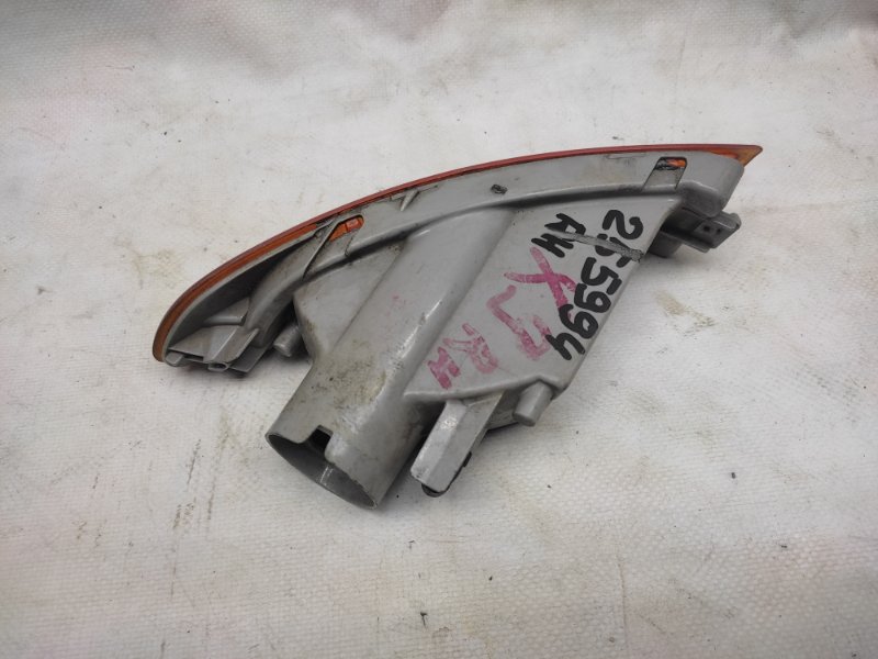 Повторитель поворота в бампер передний правый MAZDA XEDOS 9 X9 (TA) 93-02