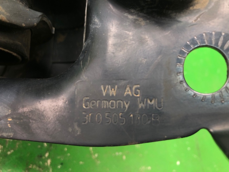 Рычаг задней подвески продольный задний правый PASSAT CC 12-18 2013 Седан 2.0 CBFA