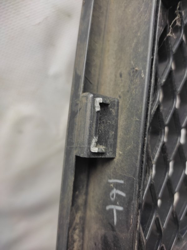 Решетка радиатора LANCER X 10 07-15 Решетка радиатора LANCER X 10 07-15