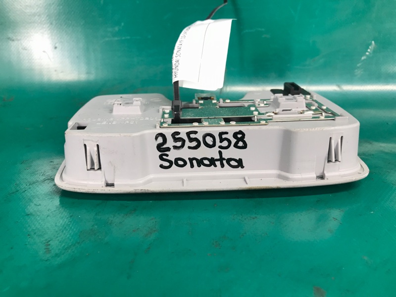 Плафон салона задний SONATA YF 10-14 2011 Седан 2.4 Плафон салона задний SONATA YF 10-14 2011 Седан 2.4