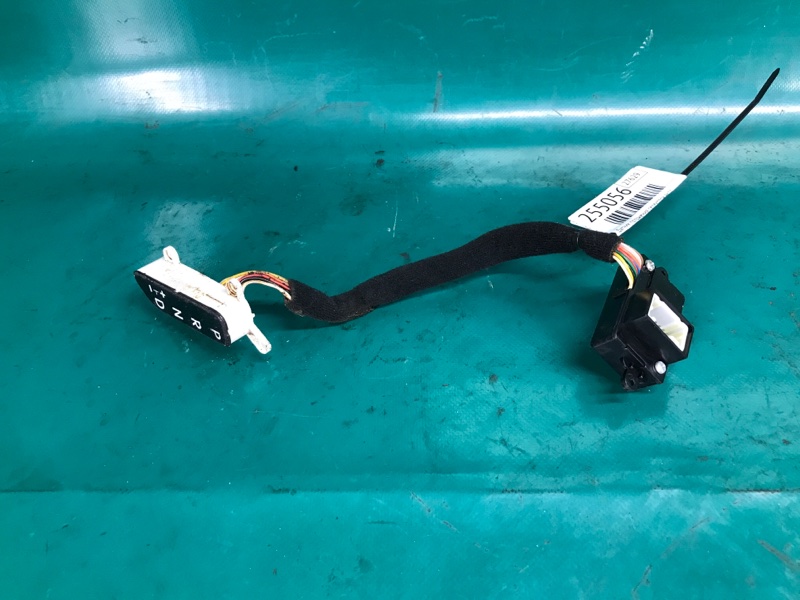 Индикатор выбора скоростей HYUNDAI SONATA YF 10-14 2011 Седан 2.4 84642-3Q100 Б/У