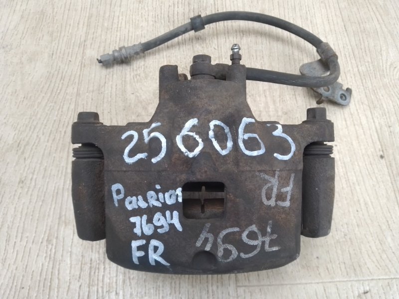 Запчасть суппорт тормозной передний правый JEEP PATRIOT 10-17 2014 Внедорожник 2.0 5191238AA Б/У Суппорт тормозной передний правый JEEP PATRIOT 10-17 2014 Внедорожник 2.0 5191238AA Б/У