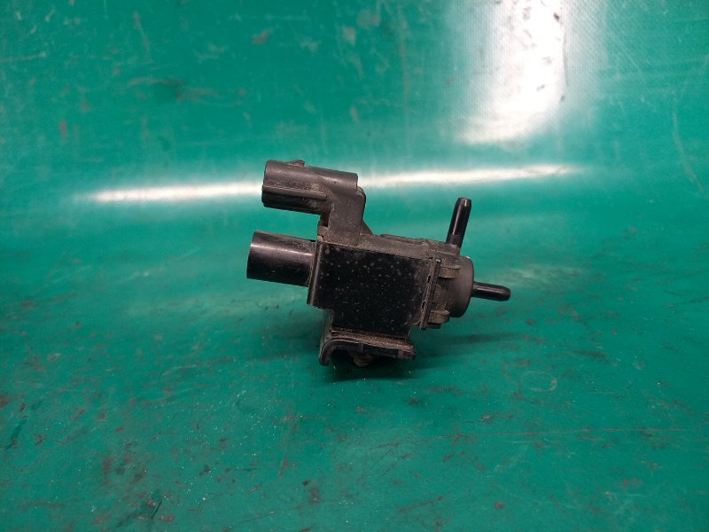 Клапан электромагнитный (вакуумный) HYUNDAI SONATA YF 10-14 2011 Седан 2.4 28324-2G700 Б/У