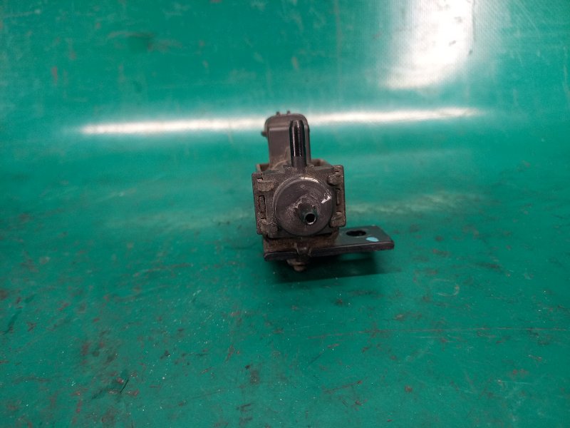 Клапан электромагнитный (вакуумный) HYUNDAI SONATA YF 10-14 Седан 2.4