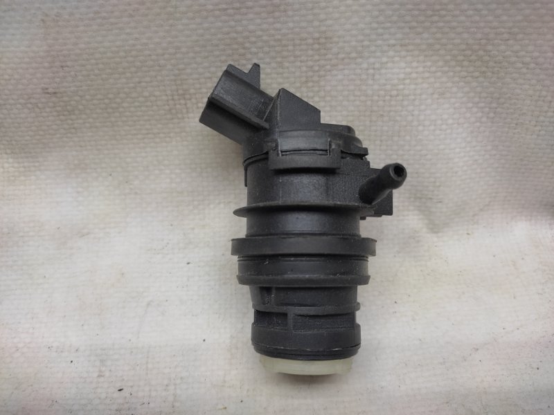 Запчасть насос омывателя стекла TOYOTA COROLLA 150 06-13 85330-60190 новая Насос омывателя стекла TOYOTA COROLLA 150 06-13 85330-60190 новая