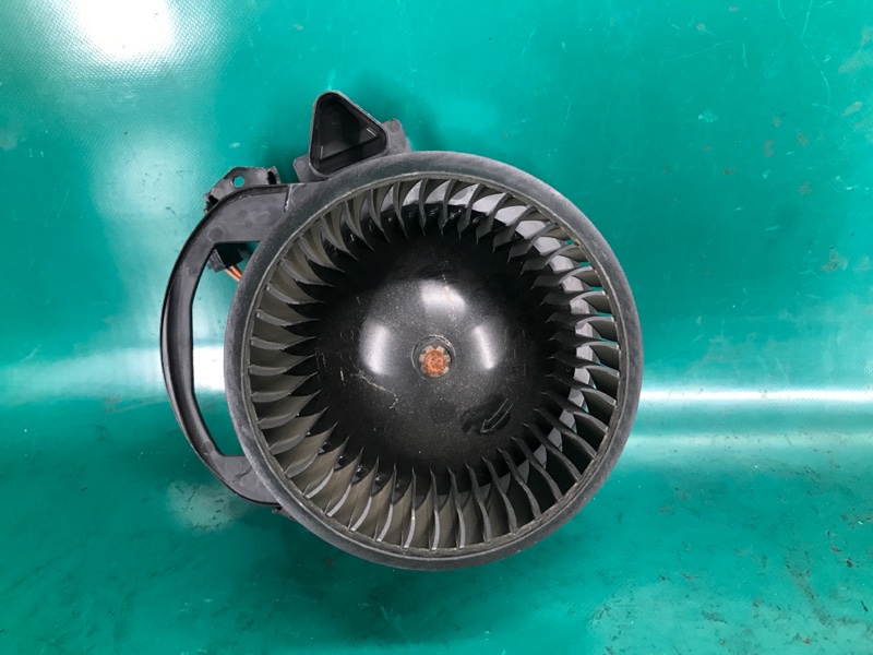 Моторчик печки INFINITI QX30 16-20 2018 Внедорожник 2.0 20PET 27120-5DF0B Б/У