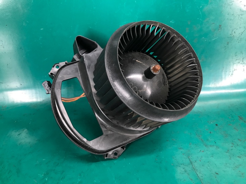 Моторчик печки INFINITI QX30 16-20 Внедорожник 2.0 20PET