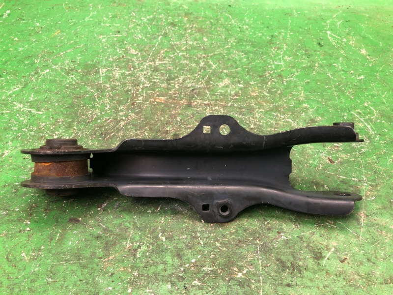 Рычаг задней подвески поперечный верхний правый RDX 19- 2019 Внедорожник 2.0 Рычаг задней подвески поперечный верхний правый RDX 19- 2019 Внедорожник 2.0