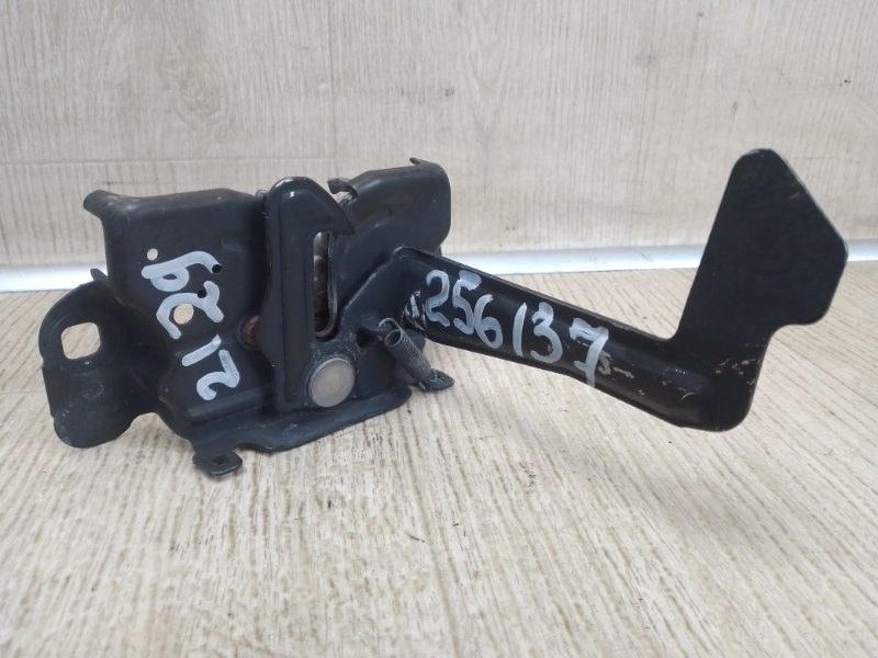 Запчасть замок капота JEEP COMPASS 06-16 2014 MK49 2.4 ED3 68079691AA Б/У Замок капота JEEP COMPASS 06-16 2014 MK49 2.4 ED3 68079691AA Б/У