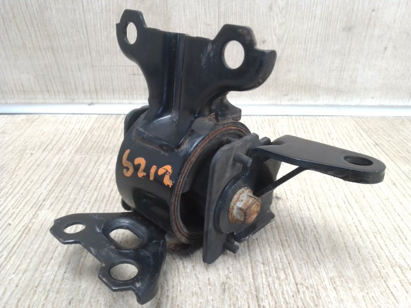 Запчасть подушка двигателя левая JEEP COMPASS 06-16 2014 MK49 2.4 ED3 68183993AB Б/У Подушка двигателя левая JEEP COMPASS 06-16 2014 MK49 2.4 ED3 68183993AB Б/У