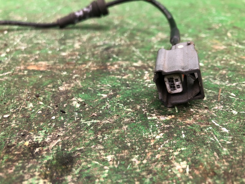 Датчик ABS задний правый SENTRA B17 12-21 2015 Седан 1.8 MRA8DE Датчик ABS задний правый SENTRA B17 12-21 2015 Седан 1.8 MRA8DE