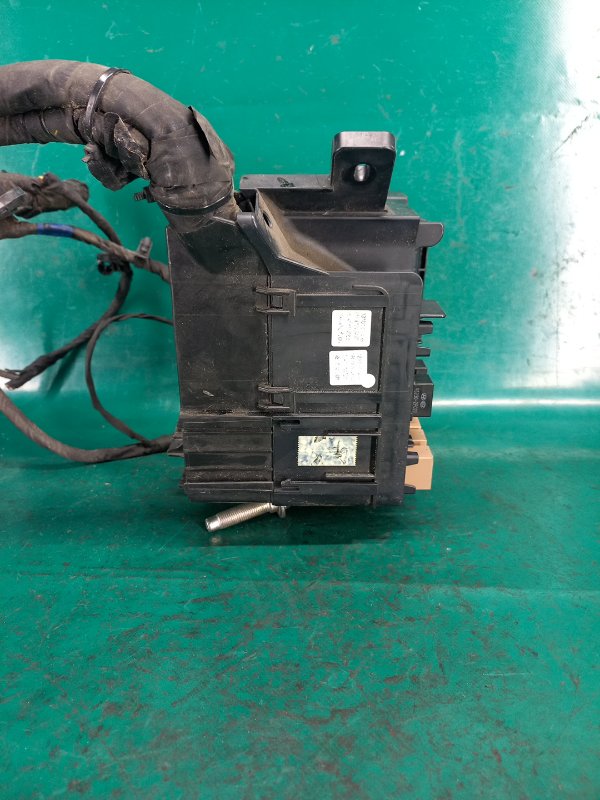 Блок предохранителей моторный отсек SONATA YF 10-14 2011 Седан 2.4