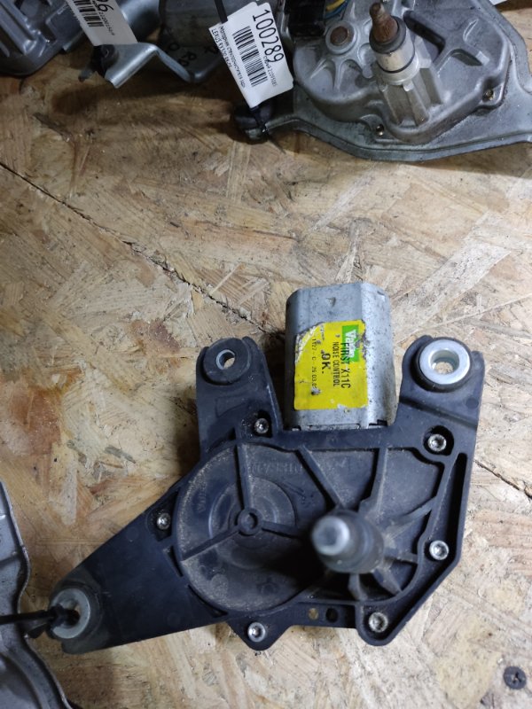 Запчасть моторчик стеклоочистителя задний NISSAN TIIDA/VERSA C11 04-11 28710-EL000 Б/У Моторчик стеклоочистителя задний NISSAN TIIDA/VERSA C11 04-11 28710-EL000 Б/У