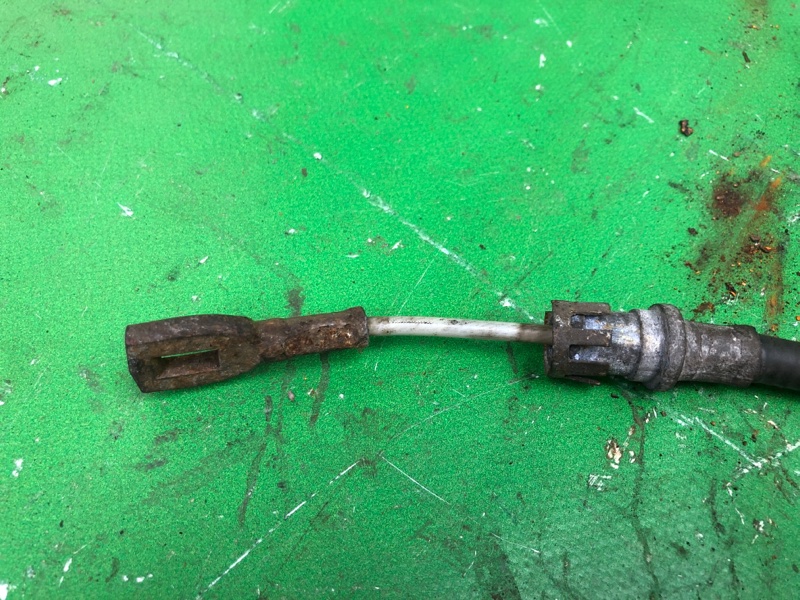 Трос стояночного тормоза задний правый FORD EDGE 06-14 Внедорожник 2.0