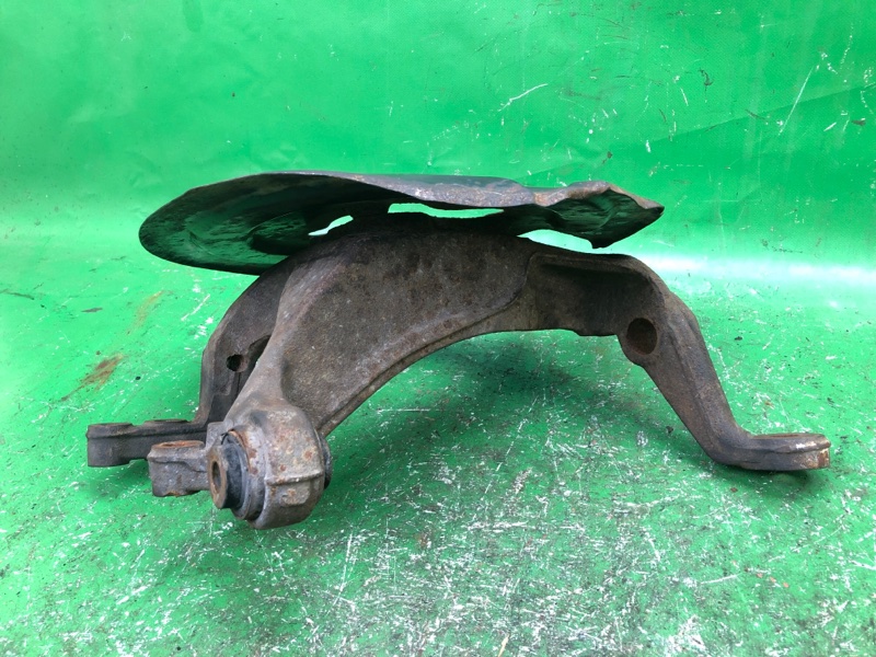 Цапфа задняя левая EDGE 06-14 2012 Внедорожник 2.0 Цапфа задняя левая EDGE 06-14 2012 Внедорожник 2.0