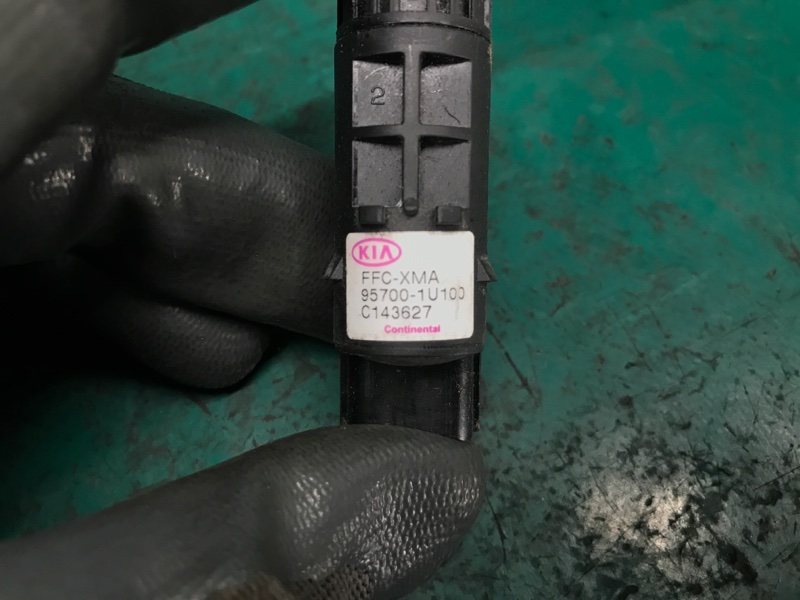 Датчик парктроника задний SORENTO XM 09-14 2010 Внедорожник 2.4 G4KE