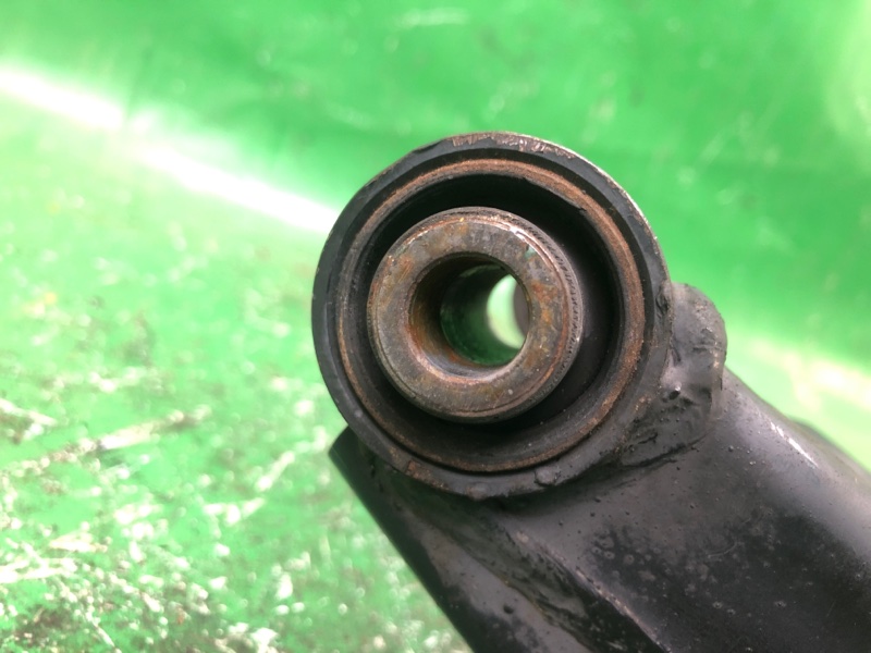 Рычаг задней подвески поперечный верхний задний левый GALANT 03-12 2010 Седан 2.4 4G69