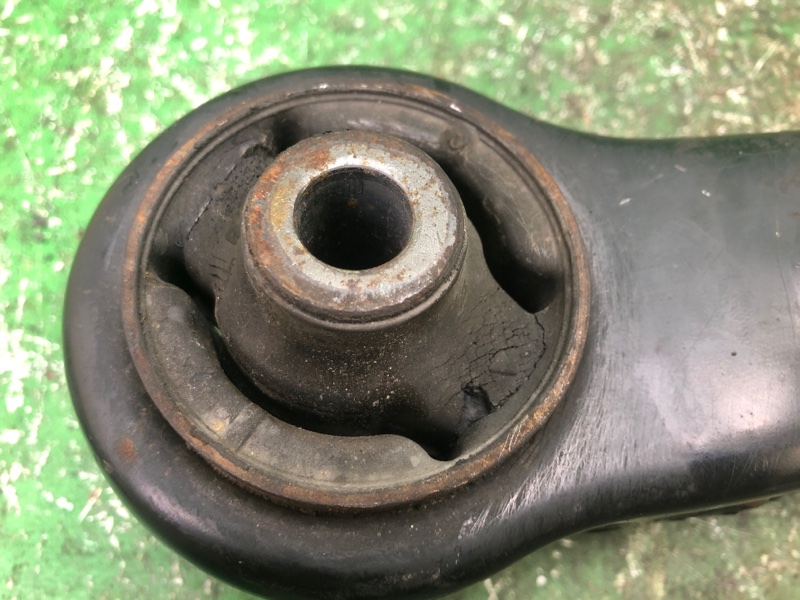 Рычаг передней подвески нижний передний левый GALANT 03-12 2010 Седан 2.4 4G69 Рычаг передней подвески нижний передний левый GALANT 03-12 2010 Седан 2.4 4G69