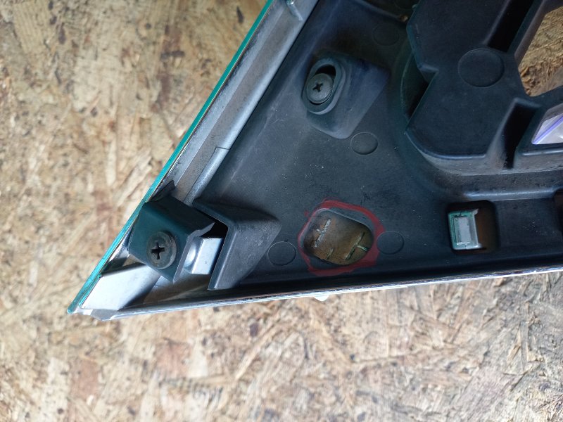 Решетка радиатора SORENTO XM 09-14 2010 Внедорожник 2.4 G4KE