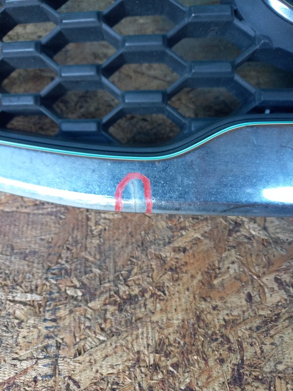 Решетка радиатора SORENTO XM 09-14 2010 Внедорожник 2.4 G4KE