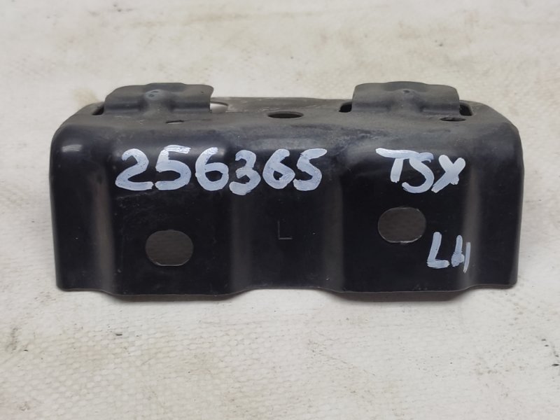 Кронштейн заднего бампера задний левый HONDA ACCORD CL7 / TSX 03-08 71555-SDA-A00 Б/У