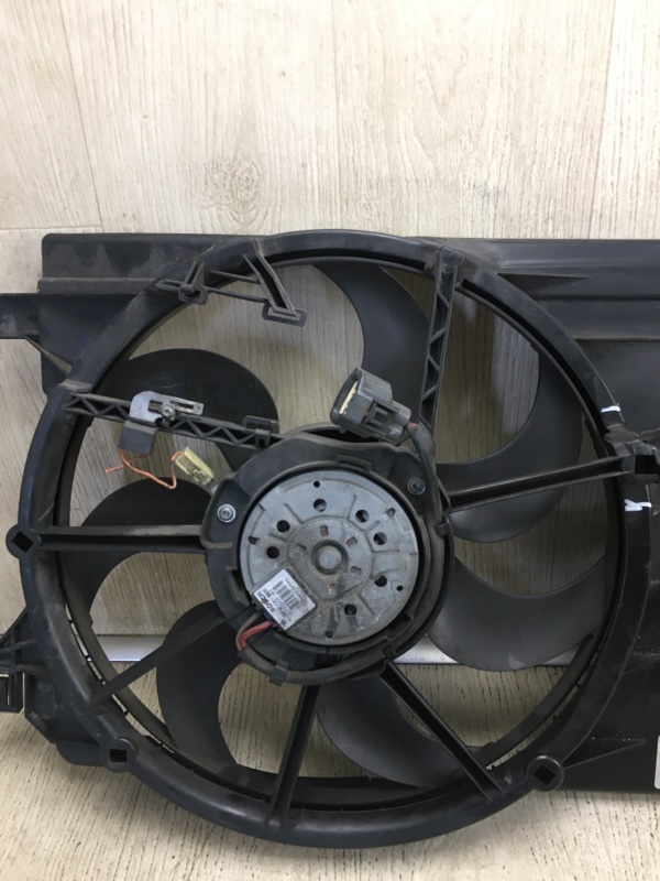 Диффузор вентилятора основного радиатора MAZDA 3 BL 09-13 2.0 LF-VE