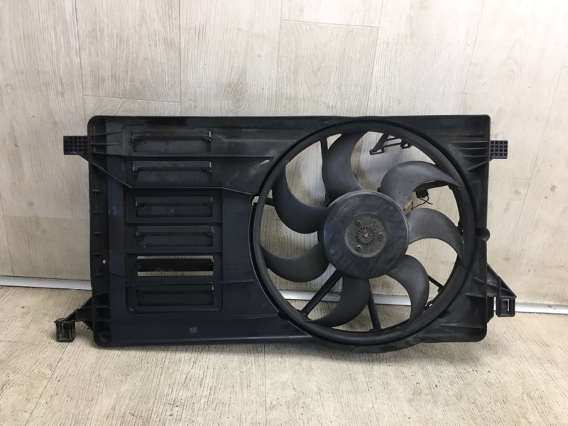 Диффузор вентилятора основного радиатора 3 BL 09-13 2012 2.0 LF-VE