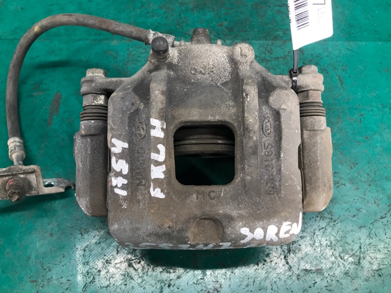 Суппорт тормозной передний левый KIA SORENTO XM 09-14 2010 Внедорожник 2.4 G4KE 58110-1U000 Б/У