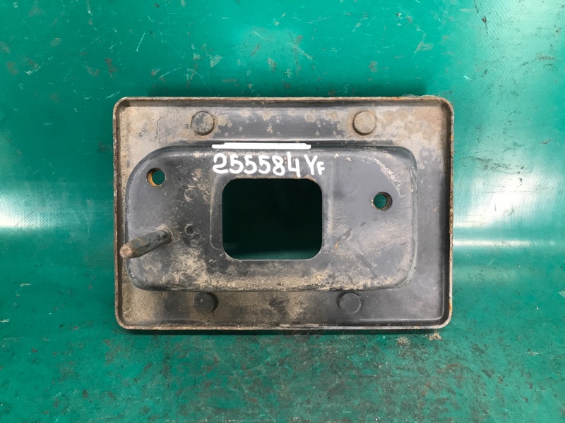 Запчасть кронштейн усилителя заднего бампера правый HYUNDAI SONATA YF 10-14 2011 Седан 2.4 86642-3Q000 Б/У Кронштейн усилителя заднего бампера правый HYUNDAI SONATA YF 10-14 2011 Седан 2.4 86642-3Q000 Б/У