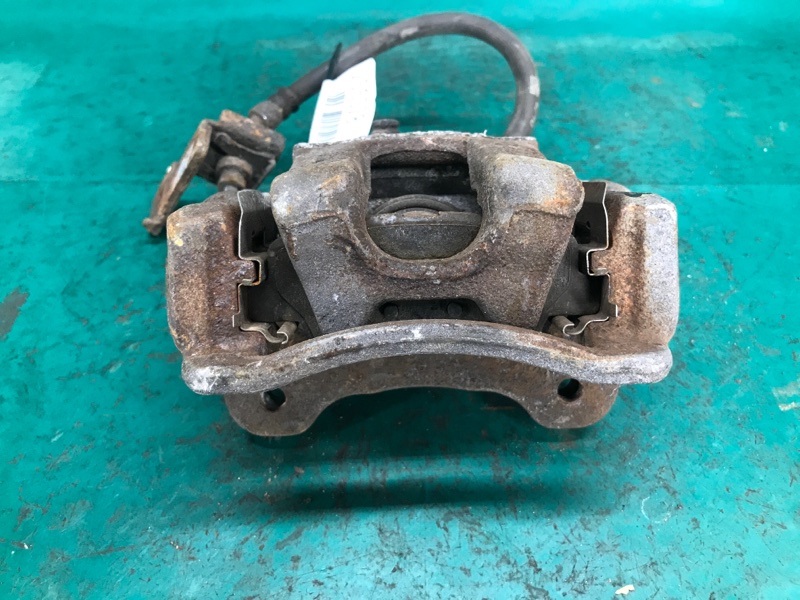 Суппорт тормозной задний левый SONATA YF 10-14 2011 Седан 2.4 Суппорт тормозной задний левый SONATA YF 10-14 2011 Седан 2.4