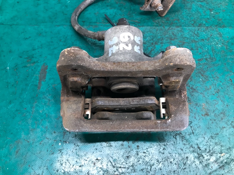 Суппорт тормозной задний левый SONATA YF 10-14 2011 Седан 2.4 Суппорт тормозной задний левый SONATA YF 10-14 2011 Седан 2.4