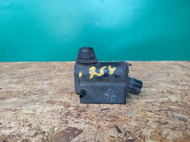 Насос омывателя стекла KIA SORENTO XM 09-14 2010 Внедорожник 2.4 G4KE 985102J000 Б/У