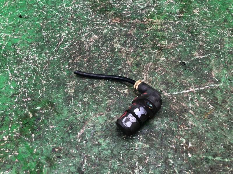 Запчасть датчик abs задний левый LEXUS ES300 96-01 1998 MCV20 3.0 1MZFE 89546-33020 Б/У Датчик ABS задний левый LEXUS ES300 96-01 1998 MCV20 3.0 1MZFE 89546-33020 Б/У