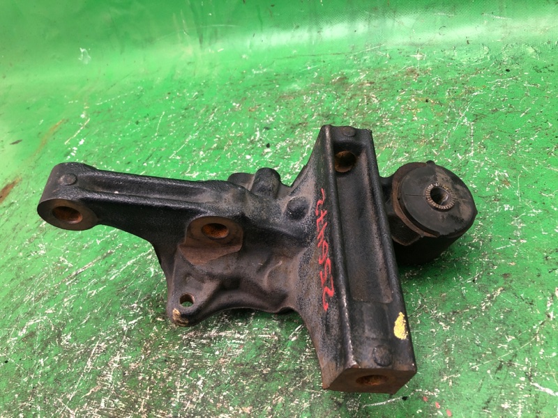 Цапфа задняя левая LEXUS ES300 96-01 MCV20 3.0 1MZFE Цапфа задняя левая LEXUS ES300 96-01 MCV20 3.0 1MZFE