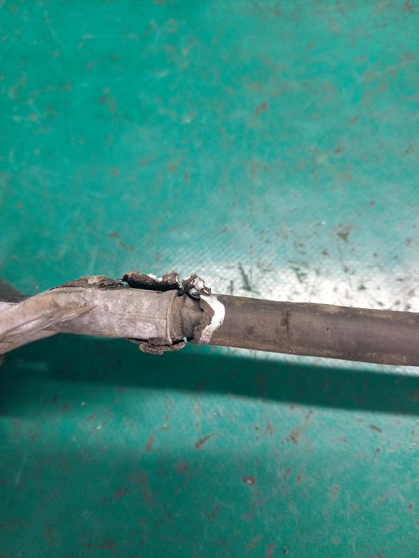 Трос стояночного тормоза задний правый SONATA YF 10-14 2011 Седан 2.4 Трос стояночного тормоза задний правый SONATA YF 10-14 2011 Седан 2.4