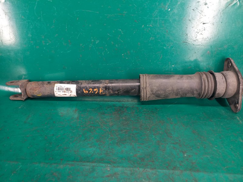 Амортизатор задний HYUNDAI SONATA YF 10-14 Седан 2.4 Амортизатор задний HYUNDAI SONATA YF 10-14 Седан 2.4